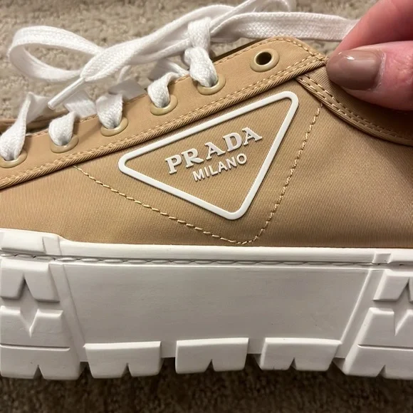 Platform sneakers - Picture 4 of 12